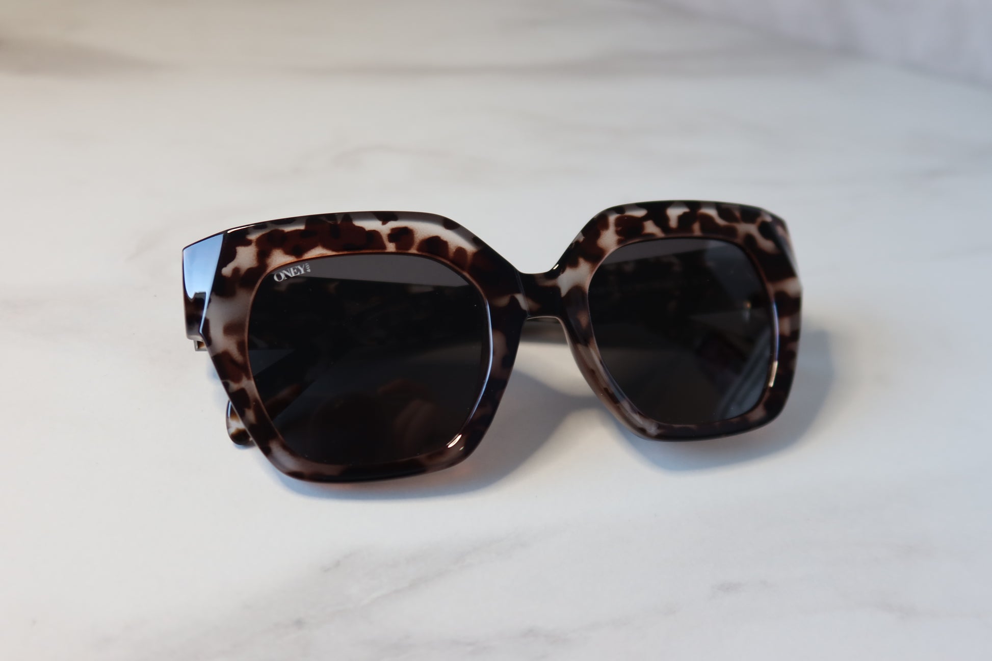 Jolie - Leopard Oversized Sunglasses