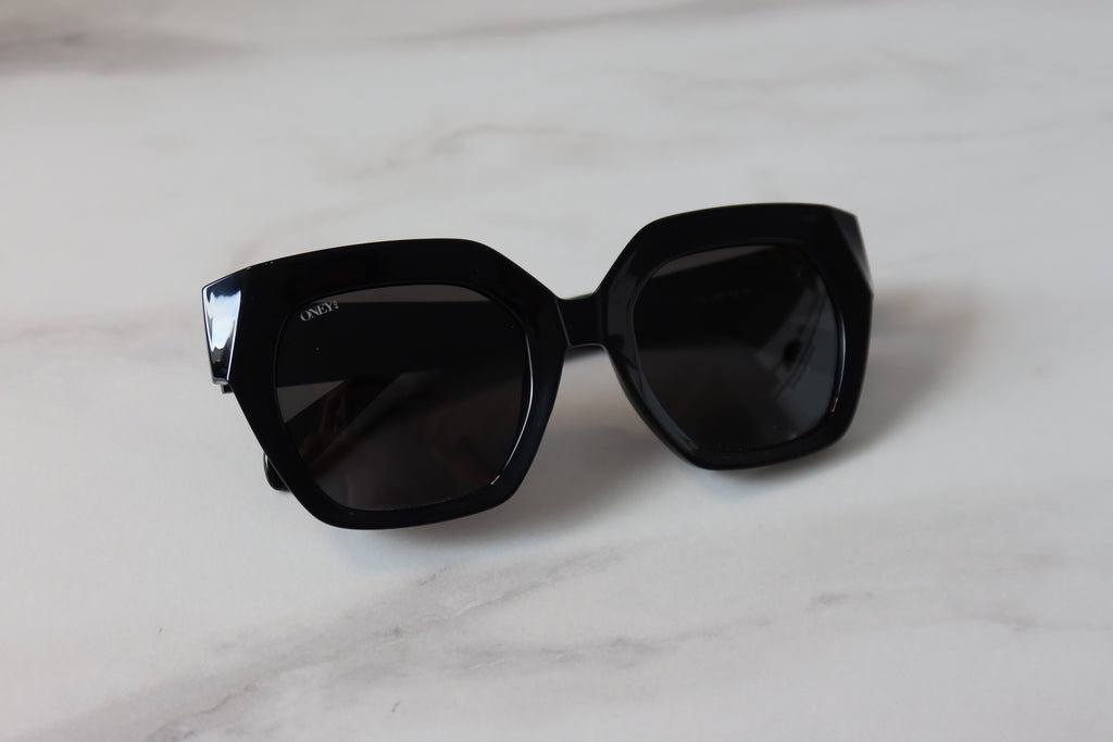 Jolie - Black Oversized Sunglasses