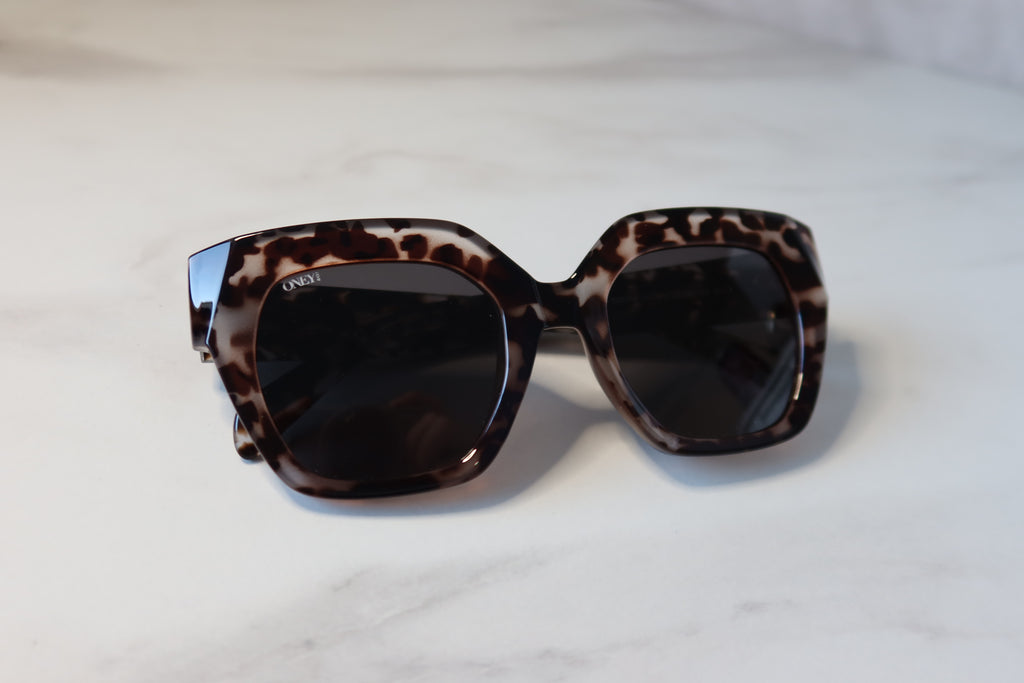 Jolie - Leopard Oversized Sunglasses